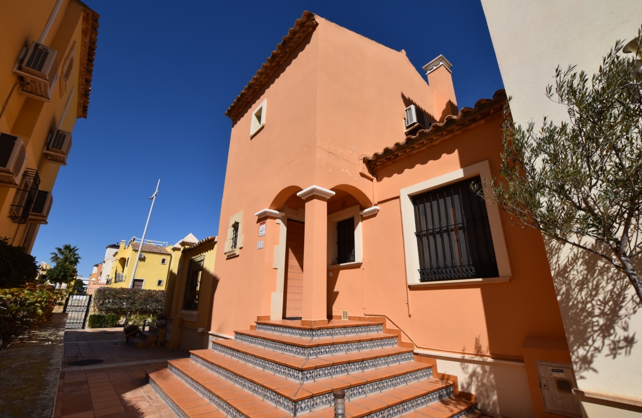 Resale - House - Algorfa - La finca Golf