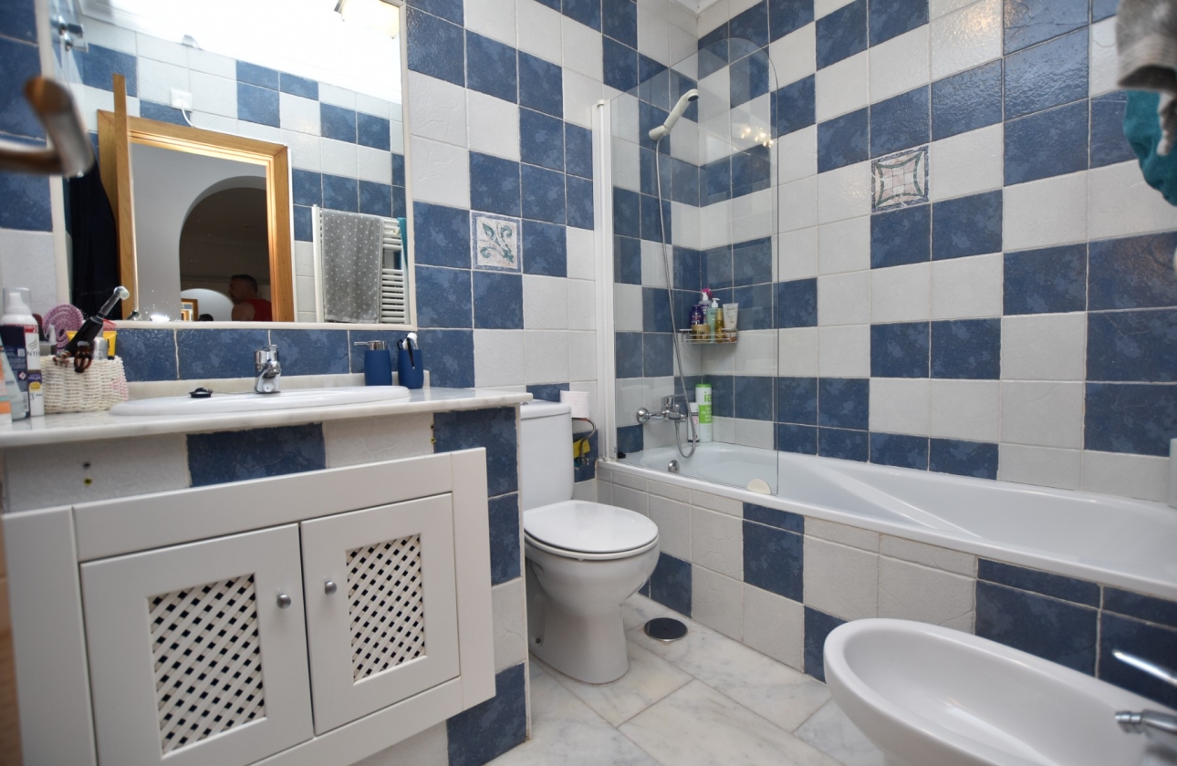 Resale - House - Algorfa - La finca Golf