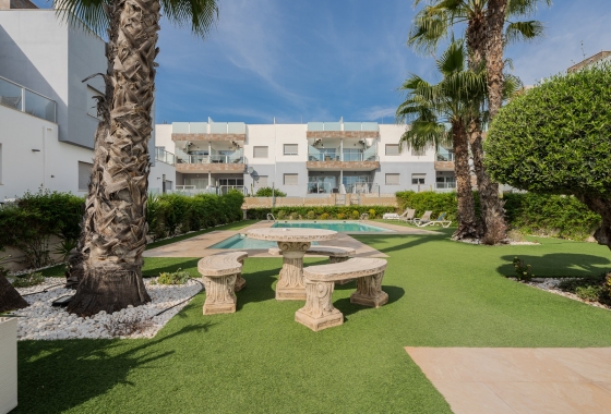 Resale - Apartment / flat - Orihuela Costa - Punta Prima