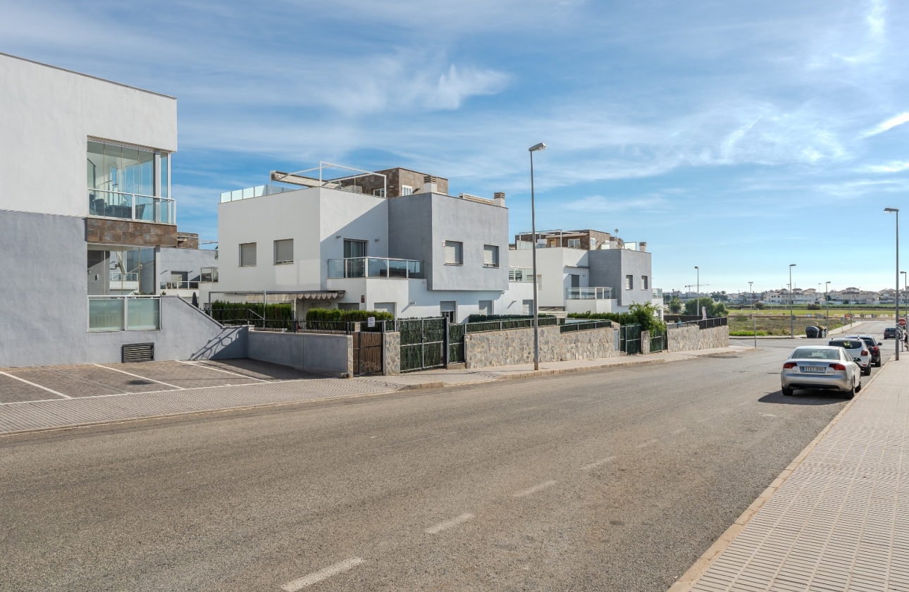 Resale - Apartment / flat - Orihuela Costa - Punta Prima
