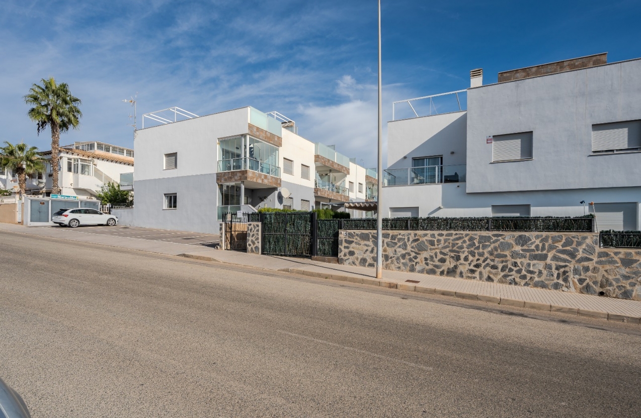 Resale - Apartment / flat - Orihuela Costa - Punta Prima