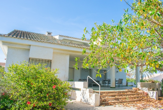 Resale - Villa - Orihuela Costa - Cabo Roig