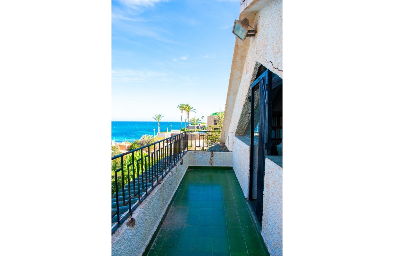 Resale - Villa - Orihuela Costa - Cabo Roig