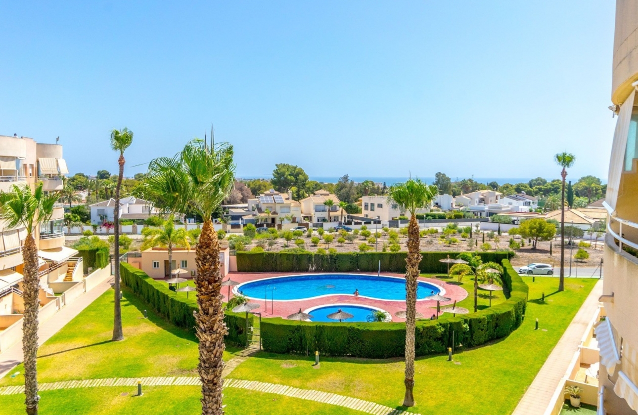 Resale - Apartment / flat - Orihuela Costa - Dehesa de campoamor