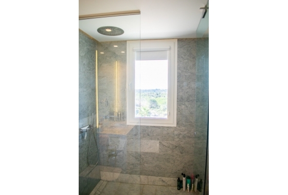 Resale - Apartment / flat - Orihuela Costa - Las Colinas golf