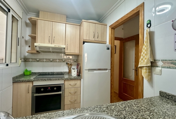 Resale - Apartment / flat - Torrevieja - Playa del Cura