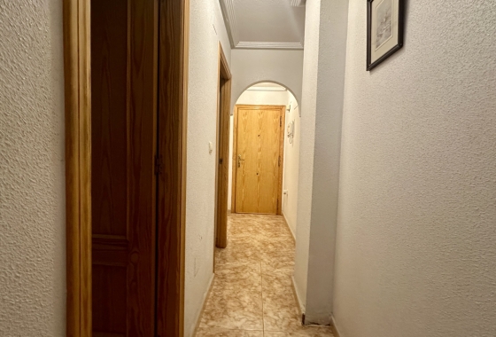 Resale - Apartment / flat - Torrevieja - Playa del Cura