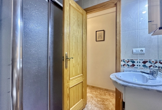 Resale - Apartment / flat - Torrevieja - Playa del Cura