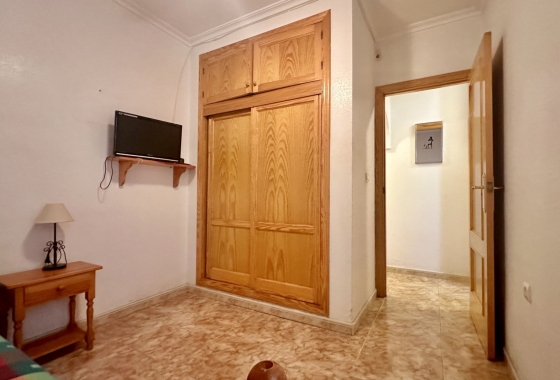 Resale - Apartment / flat - Torrevieja - Playa del Cura