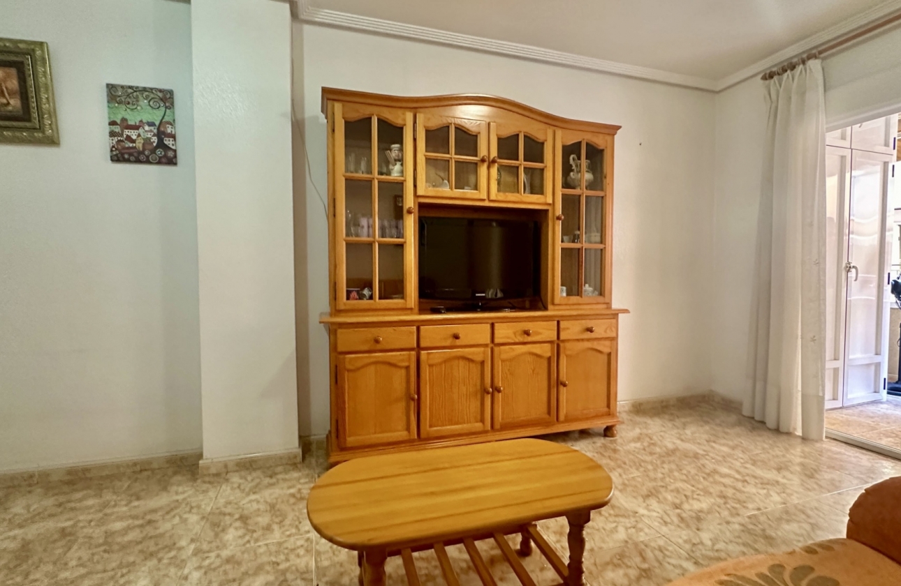 Resale - Apartment / flat - Torrevieja - Playa del Cura