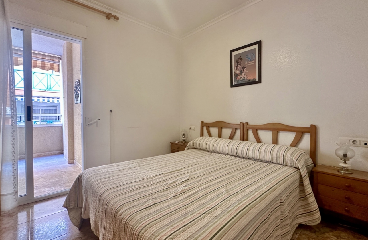 Resale - Apartment / flat - Torrevieja - Playa del Cura