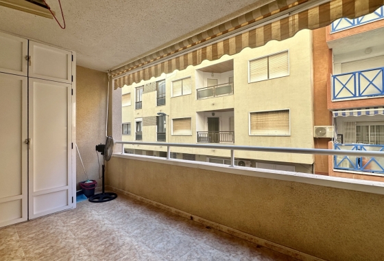 Resale - Apartment / flat - Torrevieja - Playa del Cura