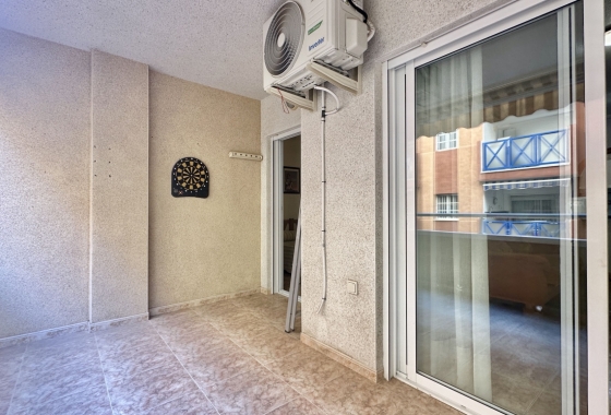 Resale - Apartment / flat - Torrevieja - Playa del Cura
