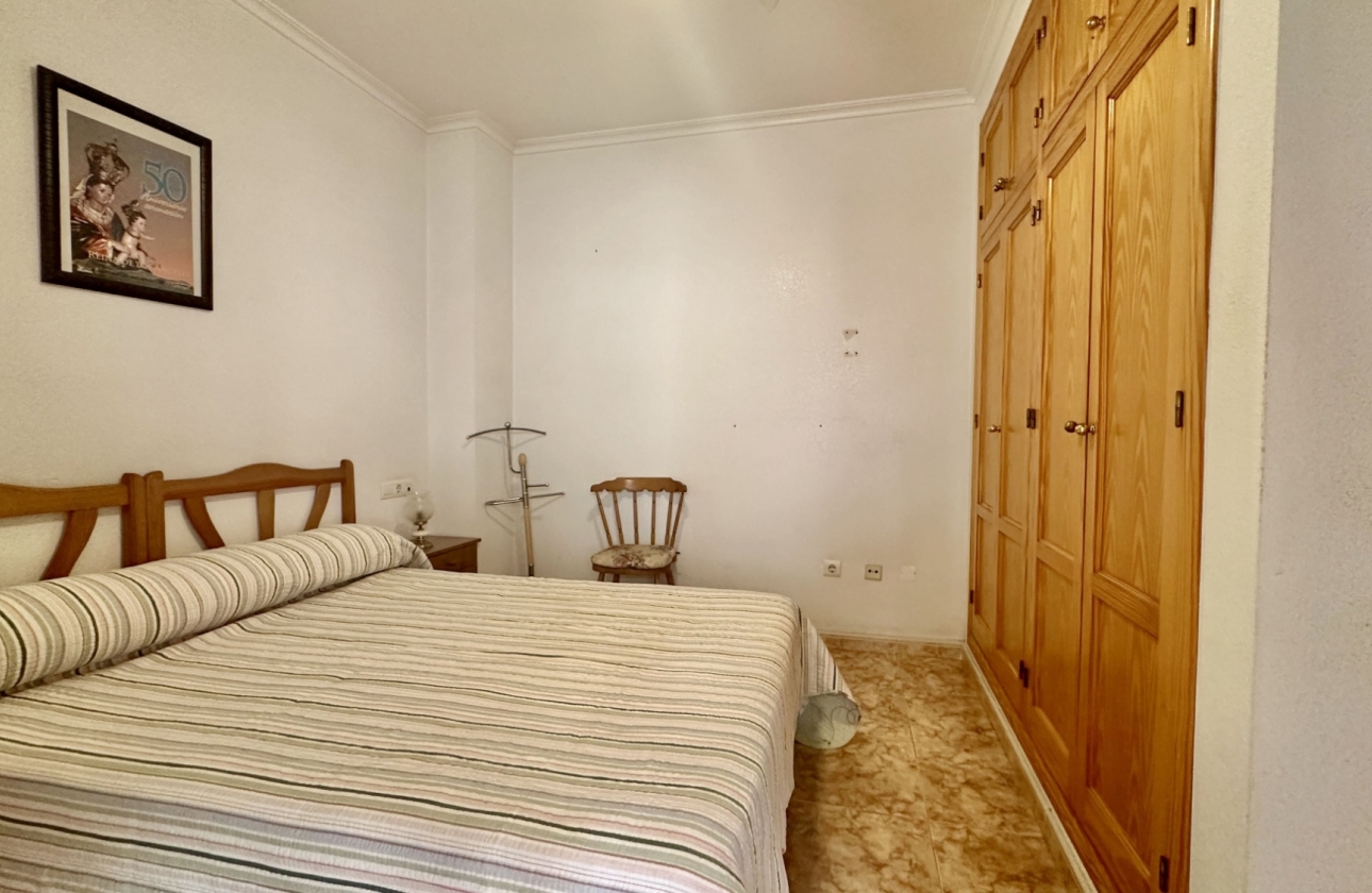 Resale - Apartment / flat - Torrevieja - Playa del Cura