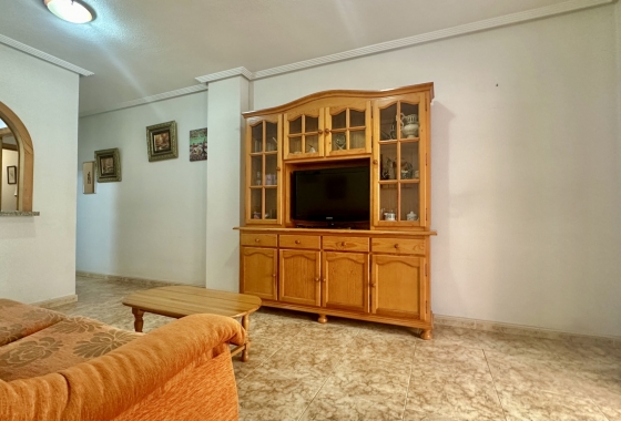 Resale - Apartment / flat - Torrevieja - Playa del Cura