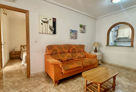 Resale - Apartment / flat - Torrevieja - Playa del Cura