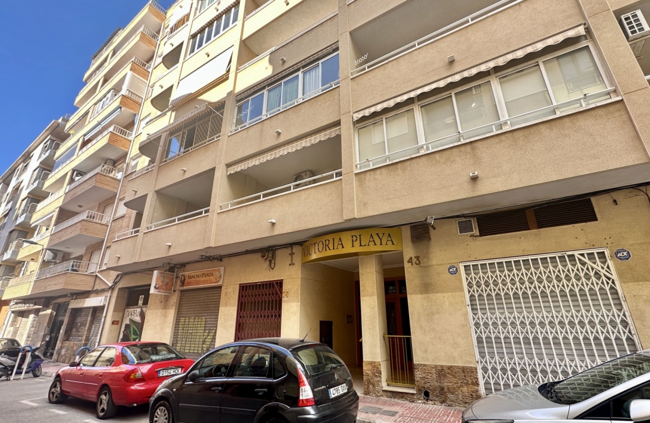 Resale - Apartment / flat - Torrevieja - Playa del Cura