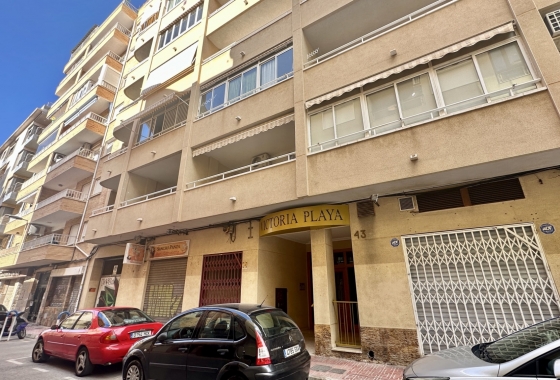 Resale - Apartment / flat - Torrevieja - Playa del Cura