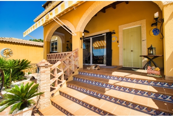 Resale - Finca / Country Property - Orihuela Costa - Orihuela