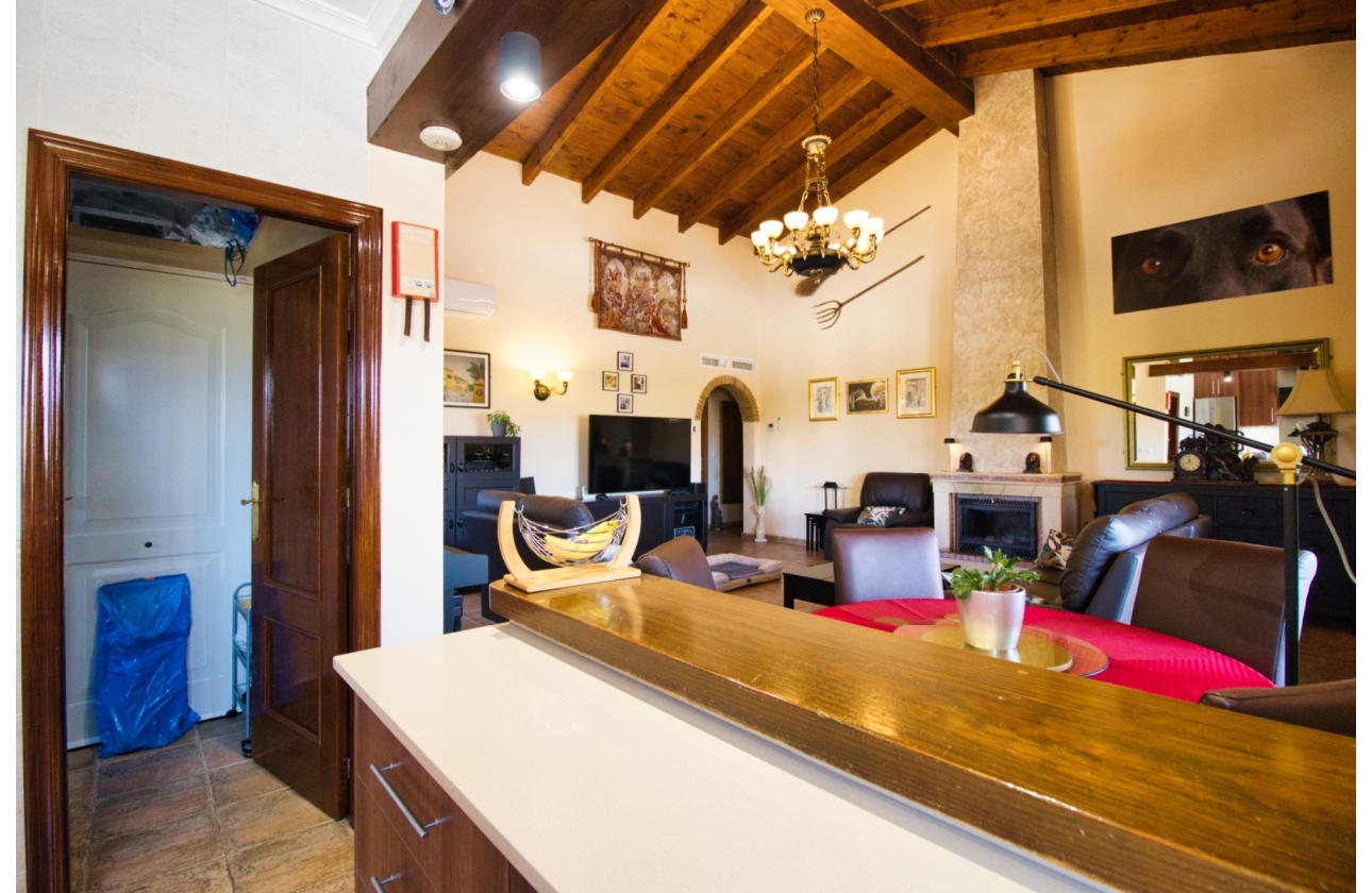 Resale - Finca / Country Property - Orihuela Costa - Orihuela