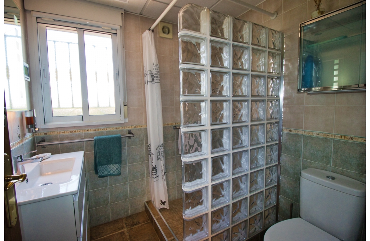 Resale - Finca / Country Property - Orihuela Costa - Orihuela