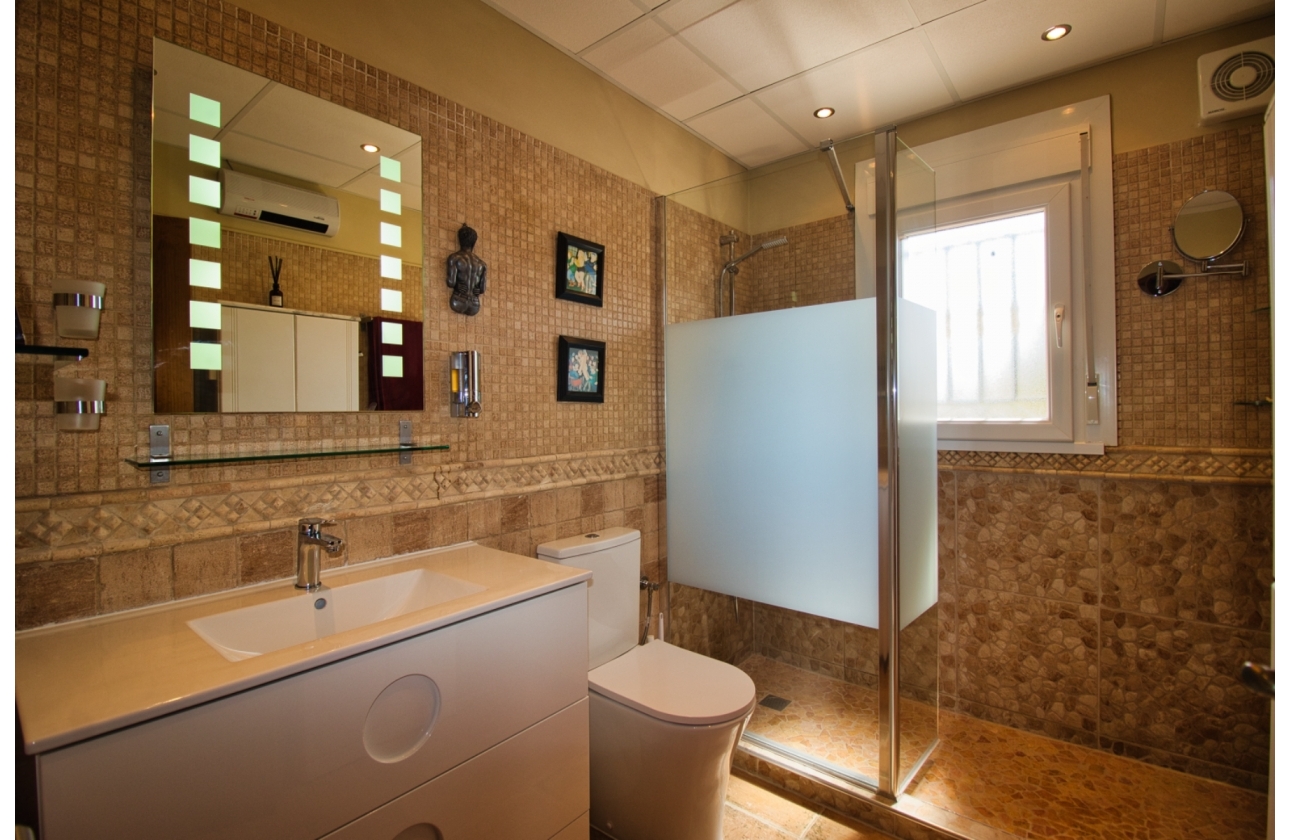 Resale - Finca / Country Property - Orihuela Costa - Orihuela