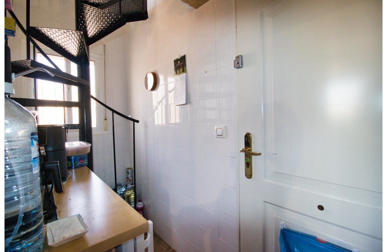 Resale - Finca / Country Property - Orihuela Costa - Orihuela