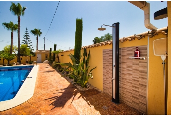 Resale - Finca / Country Property - Orihuela Costa - Orihuela