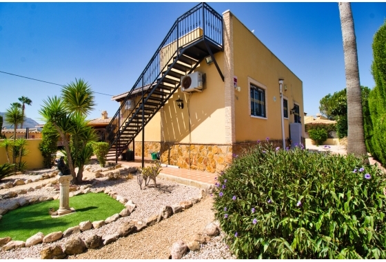 Resale - Finca / Country Property - Orihuela Costa - Orihuela