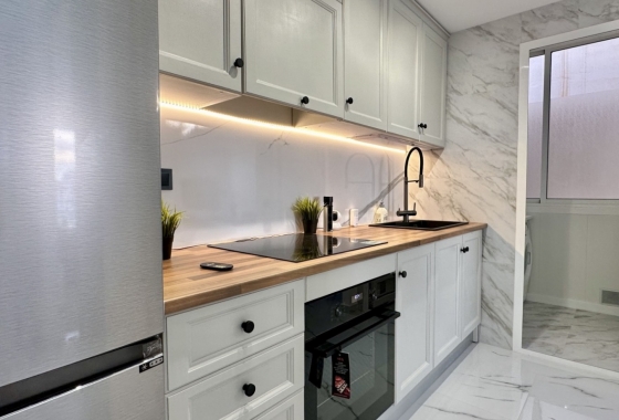 Resale - Apartment / flat - Orihuela Costa - Playa Flamenca