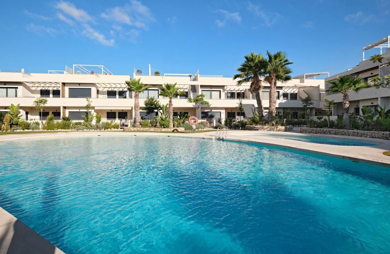 Resale - Apartment / flat - Torrevieja - La Veleta