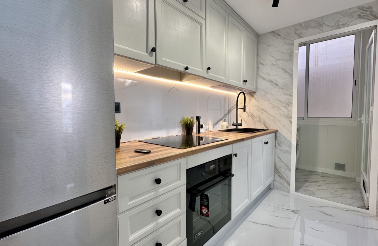 Resale - Apartment / flat - Orihuela Costa - Playa Flamenca