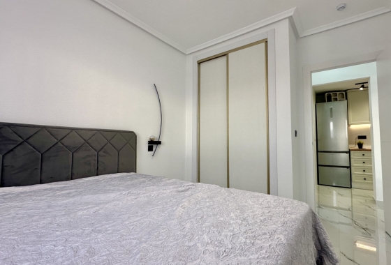 Resale - Apartment / flat - Orihuela Costa - Playa Flamenca