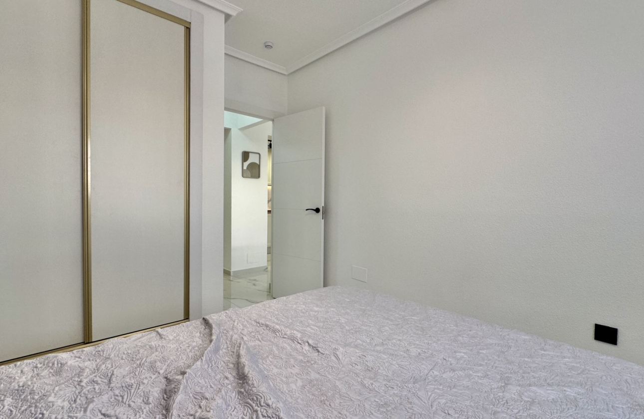 Resale - Apartment / flat - Orihuela Costa - Playa Flamenca