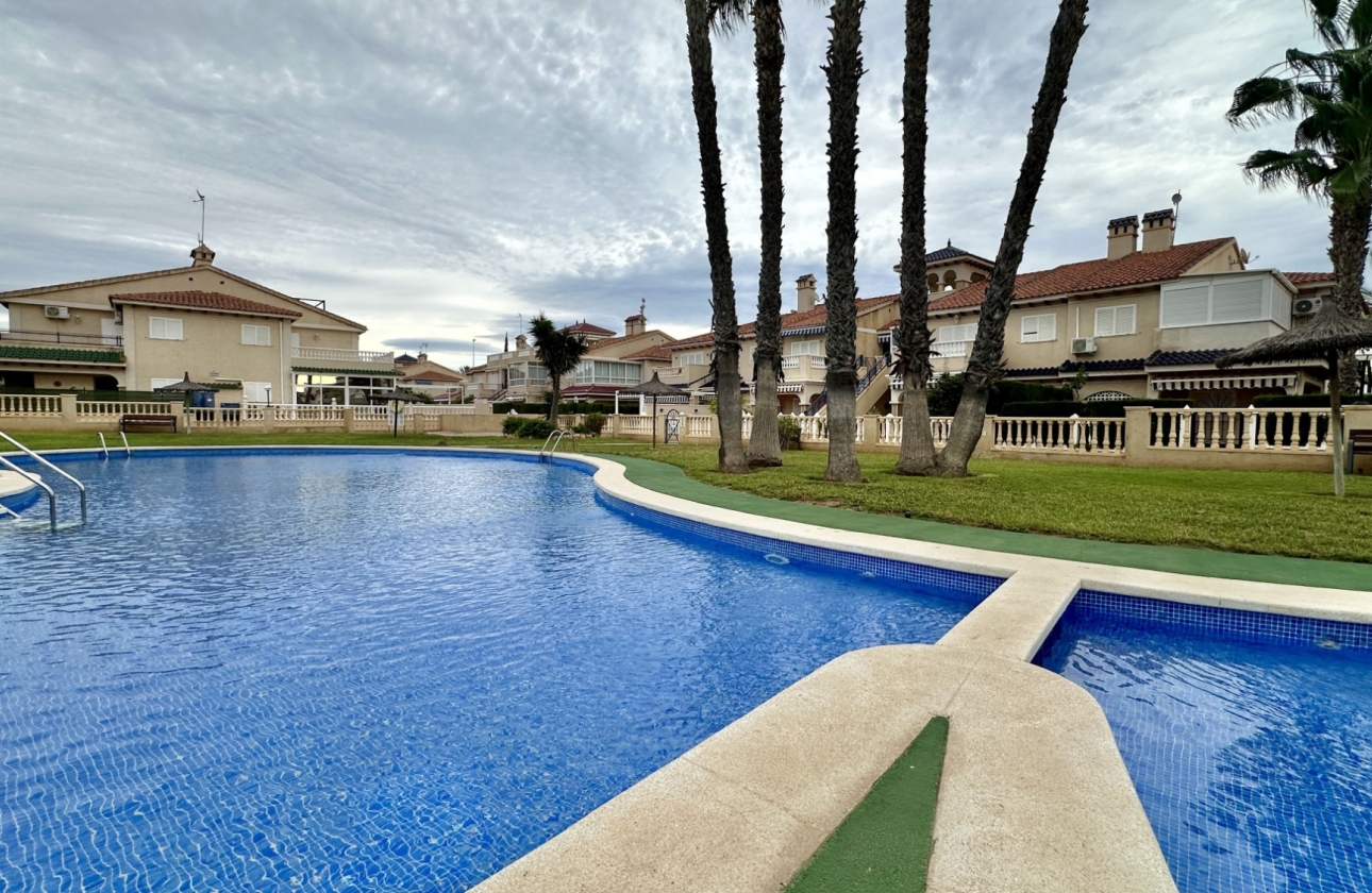 Resale - Apartment / flat - Orihuela Costa - Playa Flamenca