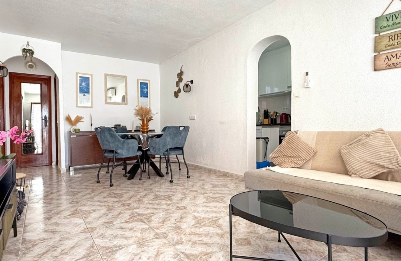 Resale - Apartment / flat - Torrevieja - Torrelamata - La Mata