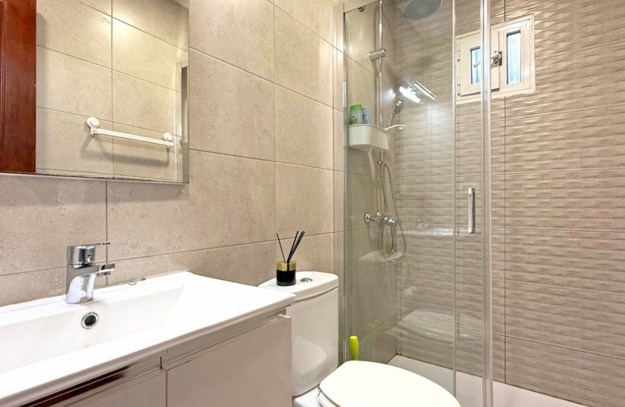 Resale - Apartment / flat - Torrevieja - Torrelamata - La Mata