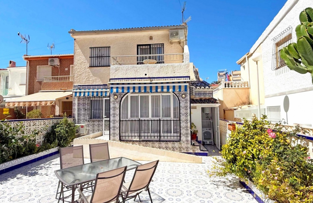 Resale - Apartment / flat - Torrevieja - Torrelamata - La Mata