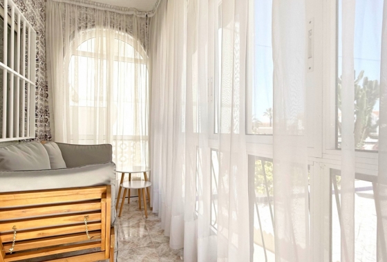 Resale - Apartment / flat - Torrevieja - Torrelamata - La Mata