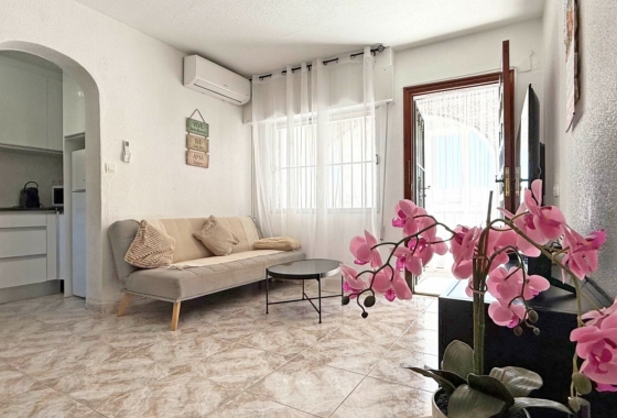 Resale - Apartment / flat - Torrevieja - Torrelamata - La Mata
