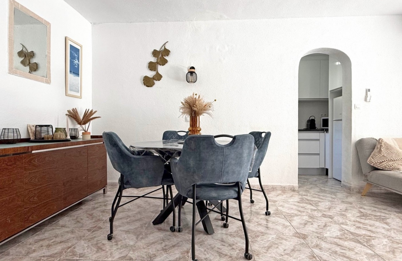 Resale - Apartment / flat - Torrevieja - Torrelamata - La Mata