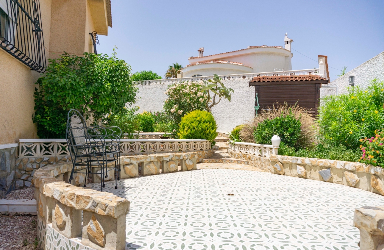 Resale - Villa - Ciudad Quesada - town