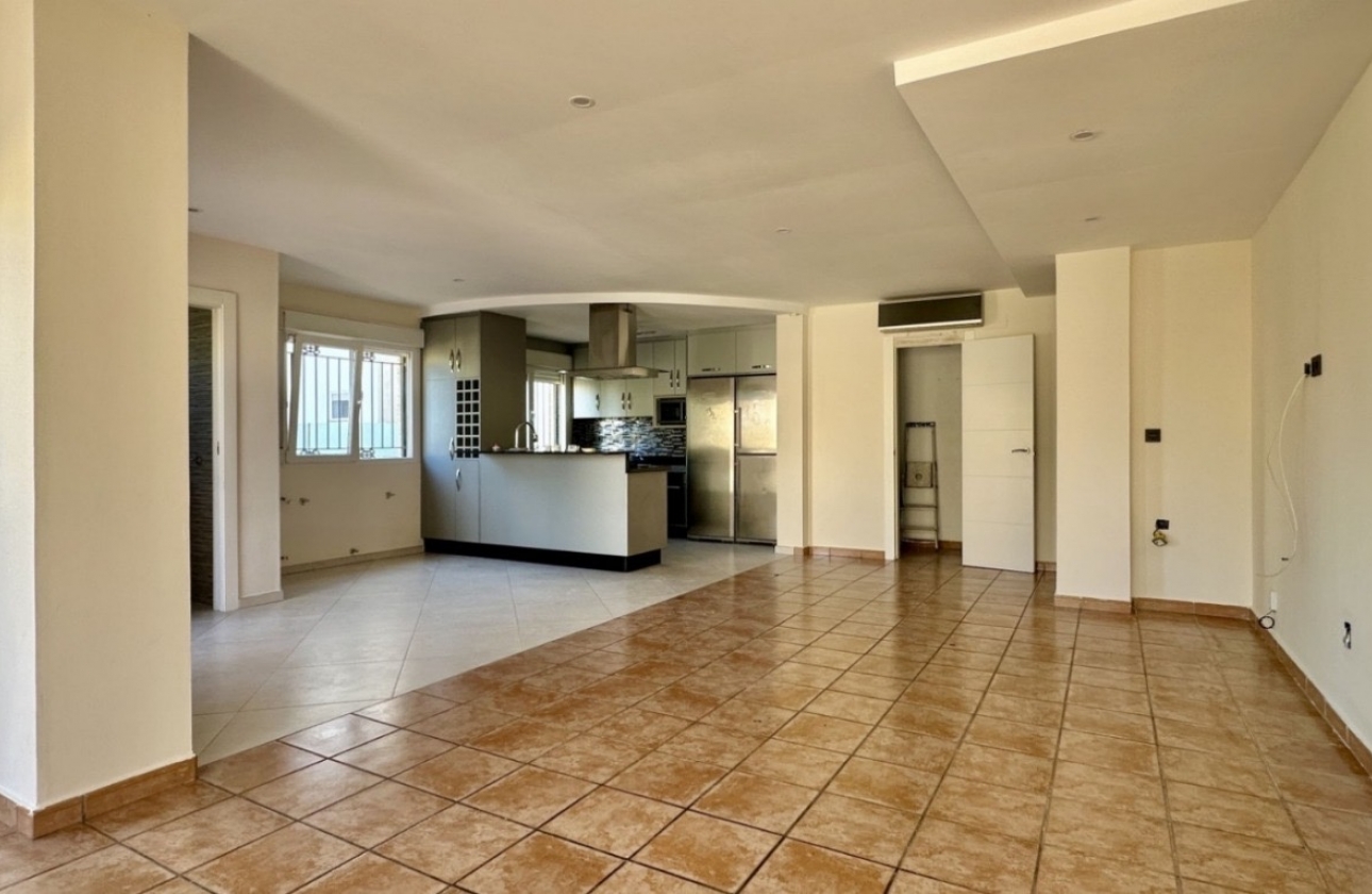 Resale - Villa - Orihuela Costa - Villamartín