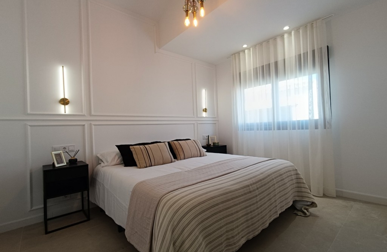 Revente - Villa - Torrevieja - El Chaparral