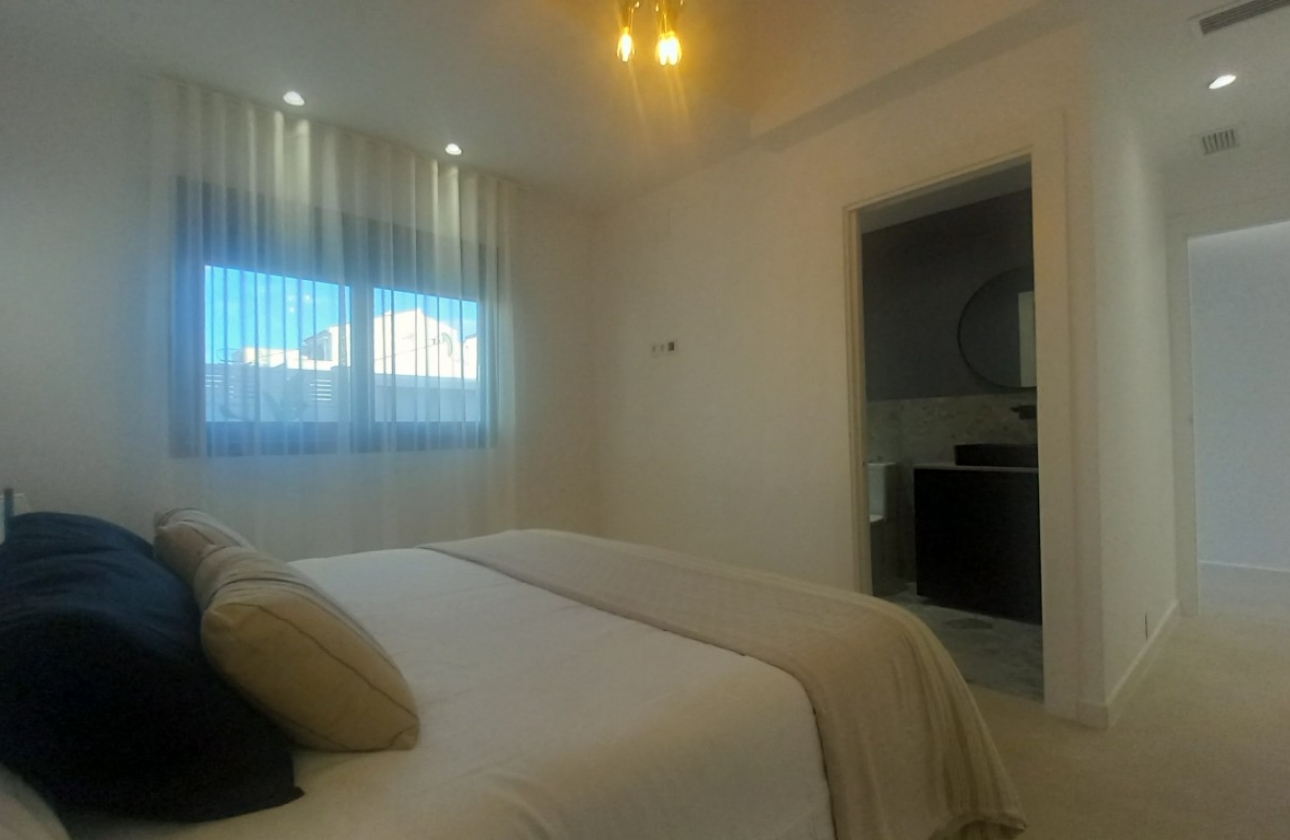 Revente - Villa - Torrevieja - El Chaparral