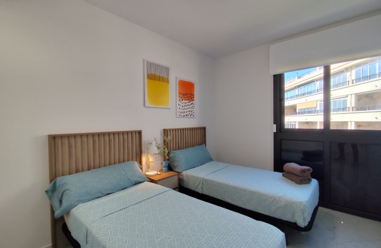 Reventa - Apartamento / piso - Orihuela Costa