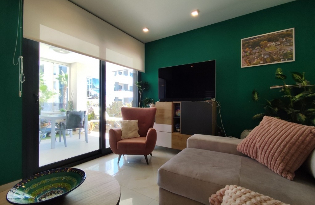 Herverkoop - Appartement / flat - Orihuela Costa
