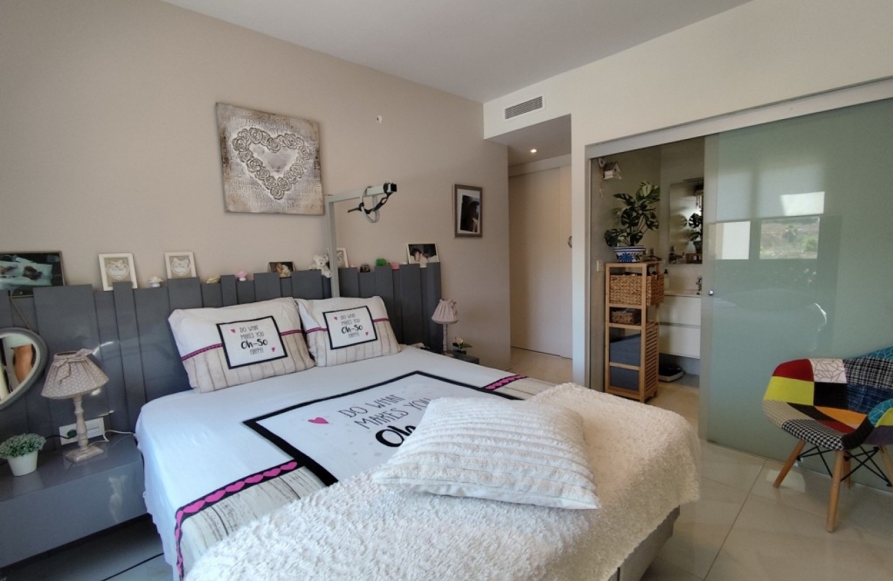 Herverkoop - Appartement / flat - Orihuela Costa