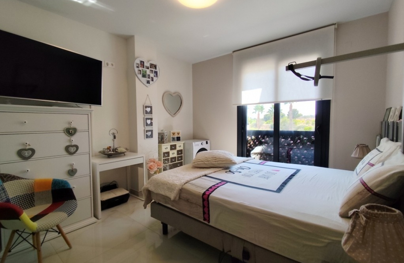 Herverkoop - Appartement / flat - Orihuela Costa