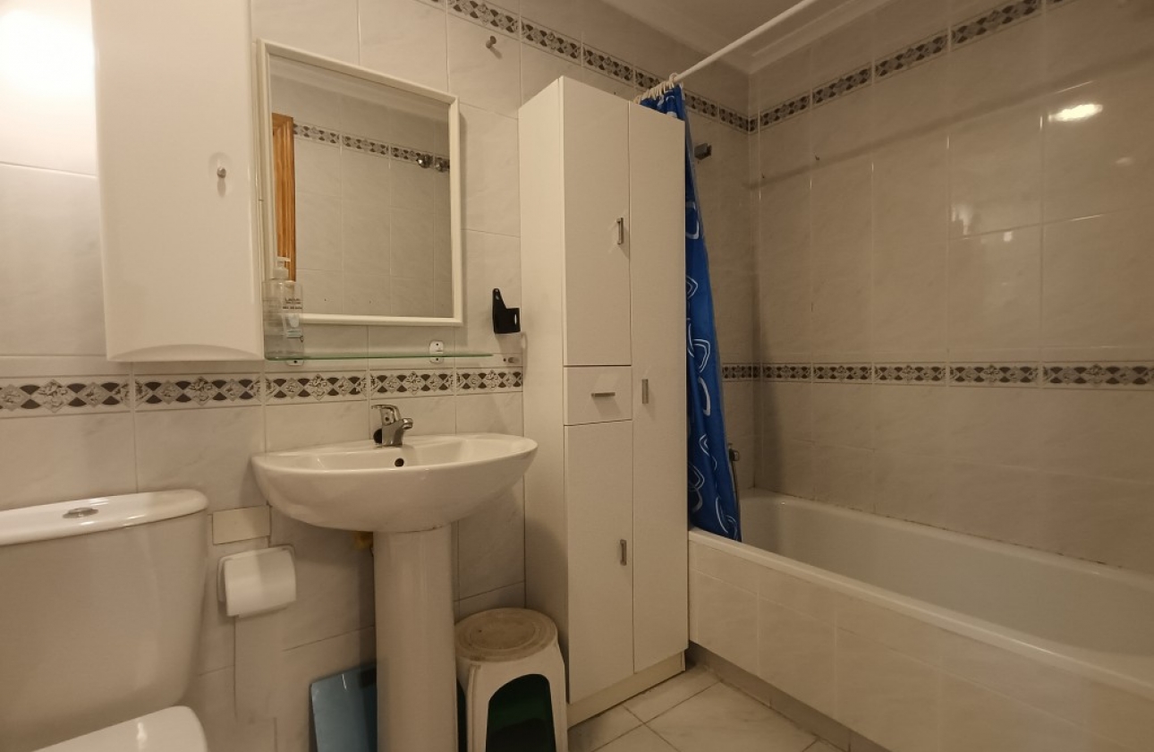 Resale - Apartment / flat - Torrevieja